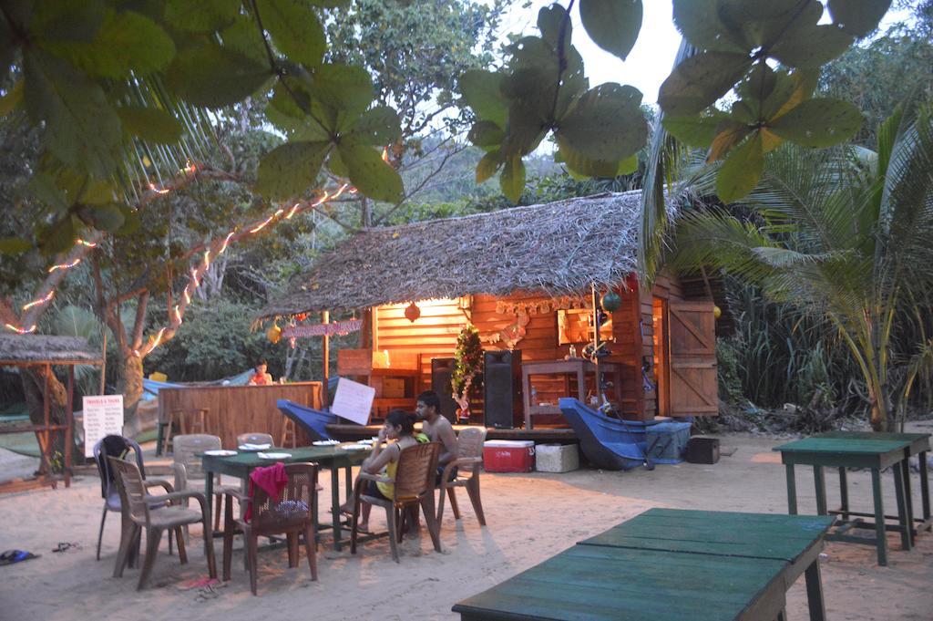 Villa Baywatch, Rumassala Unawatuna Exteriör bild