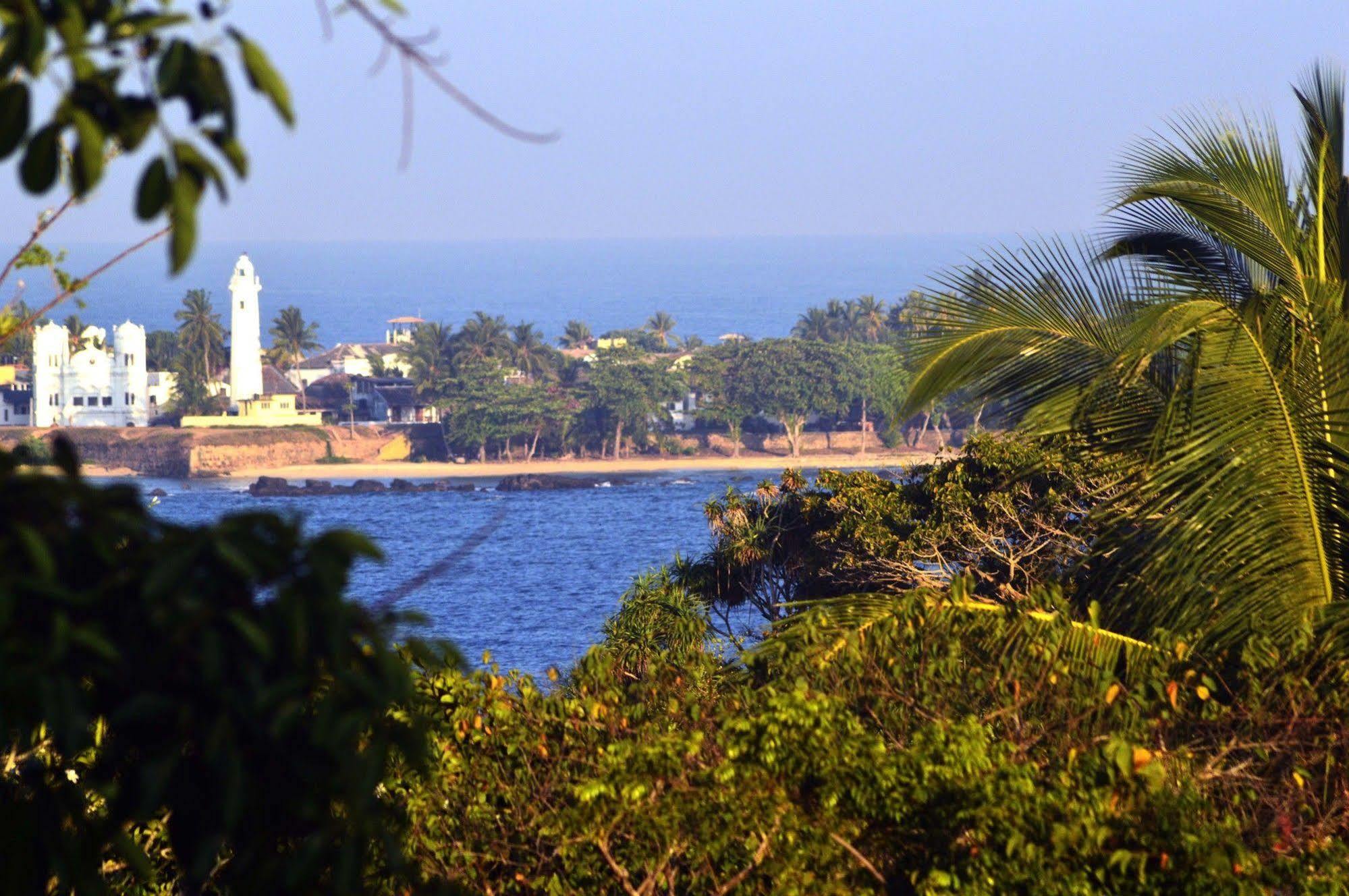Villa Baywatch, Rumassala Unawatuna Exteriör bild