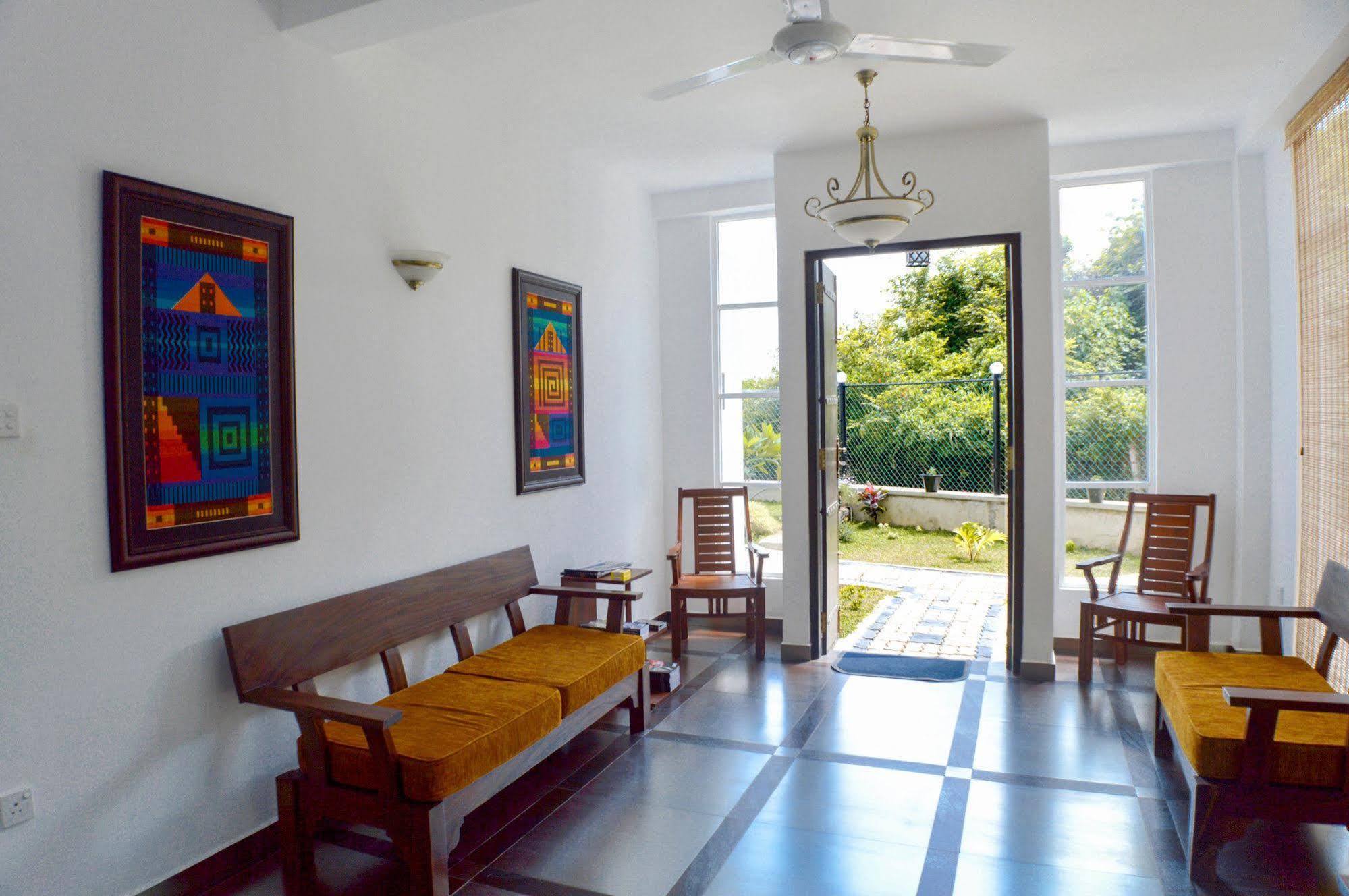 Villa Baywatch, Rumassala Unawatuna Exteriör bild